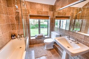 Photo 33- click for photo gallery